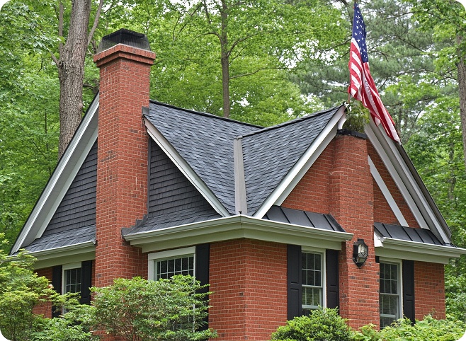 New asphalt shingle roof installed on residential home in northwest suburbs Chicago
